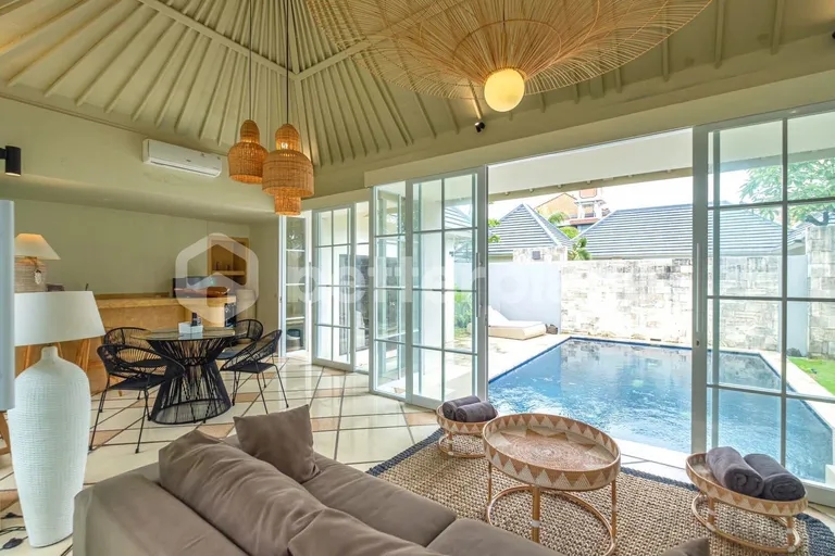 Bright And Spacious Villa for Sale Leasehold 2 Bedrooms in Central of Seminyak