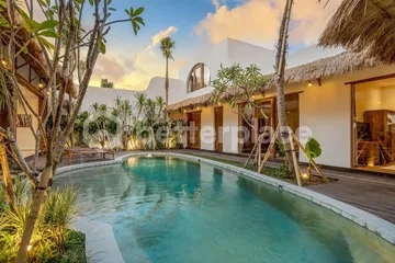 Mediterranean Style 5 Bedroom Villa in Umalas, Prime Living and Investment Opportunity with Rice Field Views