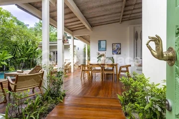 Spacious 5-Bedroom Guesthouse in Canggu – Kayu Tulang