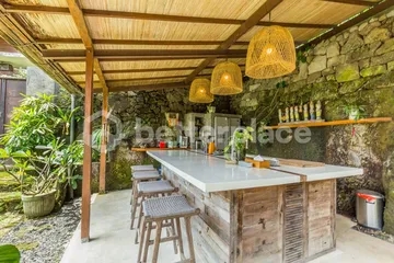 Charming 3 Bedroom Villa in Kerobokan with Spacious Garden and Investment Potential