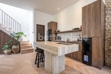 Modern 2 Bedroom Villa in Berawa with Rooftop Jacuzzi