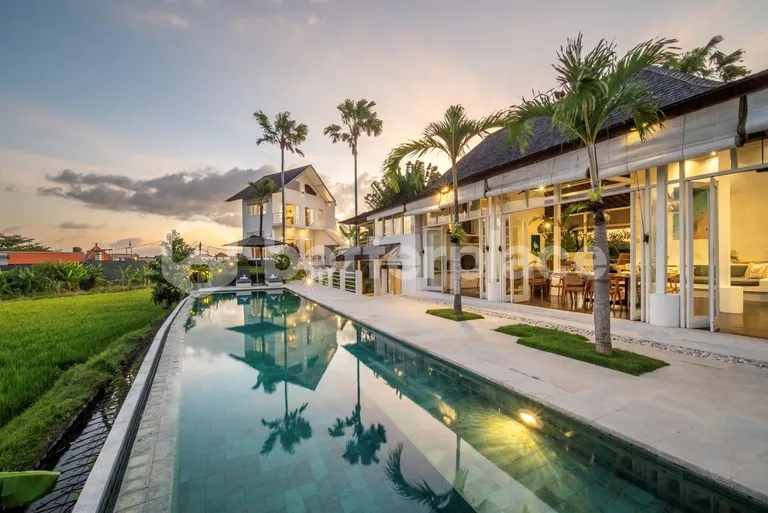 Own a Piece of Paradise: Luxury Leasehold 5-Bed Villa with Rice Field Views in Canggu – Berawa