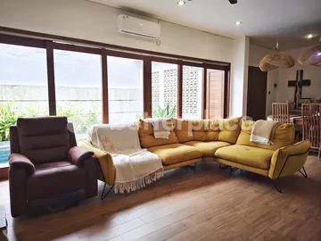 Modern Family Villa for Yearly Rent in the Heart of Berawa