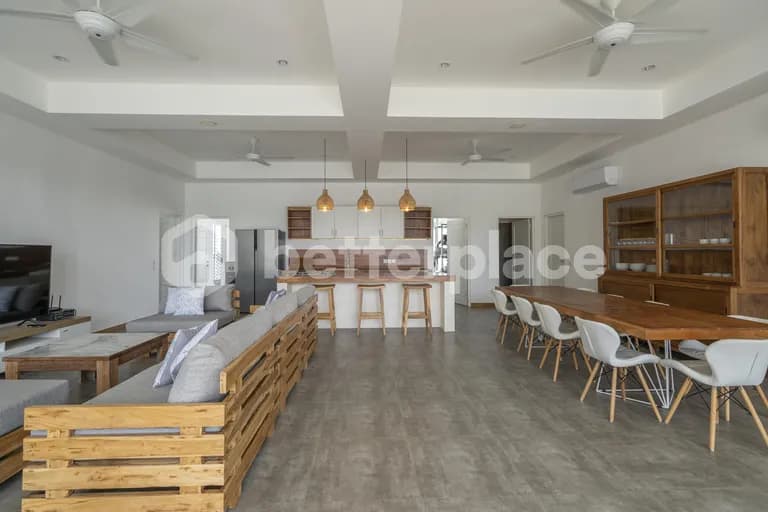 Spacious 5 Bedroom Villa in Kerobokan – Perfect for Investment or Home Living