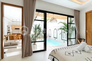 Stunning Tropical 1 Bedroom Pererenan Villa for Sale Leasehold