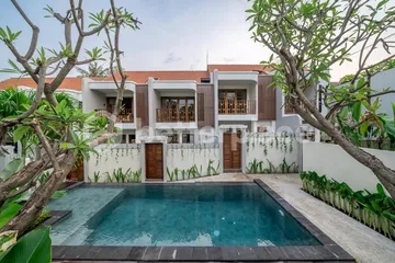 Live or Invest: Stylish Leasehold 7-Bedroom Villa Complex in Canggu’s Serene Babakan Area