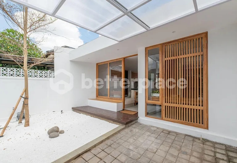 Charming Minimalist One-Bedroom Villa in Canggu Padonan Offering Privacy, Comfort, and Easy Access to Berawa Beach
