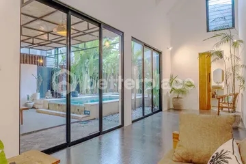 Modern Minimalist 2-Bedroom Villa in Canggu – Prime Location Near Berawa Beach for Yearly Rental