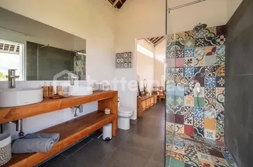 Own a Piece of Paradise: Luxury Leasehold 5-Bed Villa with Rice Field Views in Canggu – Berawa