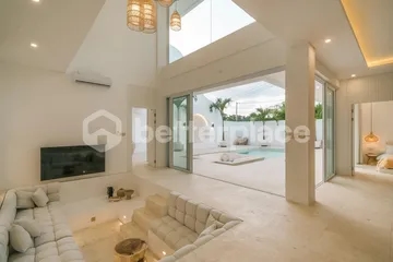 Modern Luxury Villa in Peaceful Tumbak Bayuh, Your Dream Home in Bali