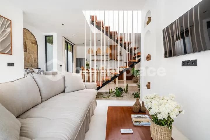 Modern Mediterranean Tropical 2 Bedrooms Loft Style in Umalas