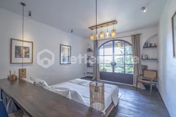 Luxurious 6-Bedroom Villa with Stunning Rice Field Views in Canggu – Babakan