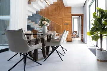 Luxurious 4 Bedroom Villa with Rooftop Terrace in Pecatu Area