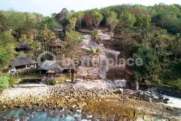 Hidden Gem of Nusa Ceningan – Rare 10 are Leasehold Beachfront Land with Triple-A Ocean Views and Direct Beach Access