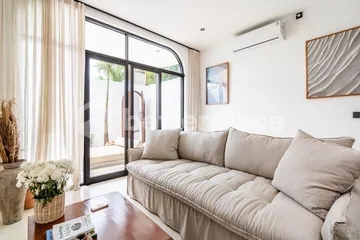 Modern Mediterranean Tropical 2 Bedrooms Loft Style in Umalas