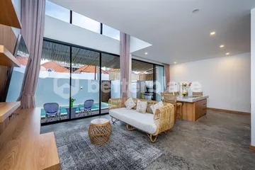 Brand New Modern Villa Design With 3 Bedrooms In Umalas