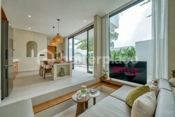 Cozy & Contemporary One Bedroom Villa in High Demand Area