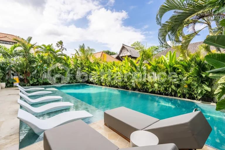 Modern 2 Bedroom Apartment in Batu Bolong, Canggu