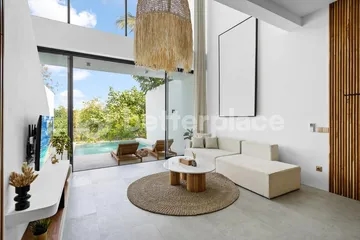 Modern 1-Bedroom Villa in Berawa, A Bright Investment Opportunity