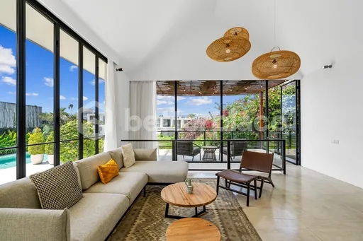 3 Bedroom Villa in Berawa’s Heart For Yearly Rental