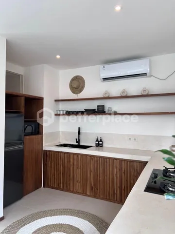 Idyllic Ibiza-Style Villa with Rice Field View from Rooftop and 15 Minutes from Pererenan Beach