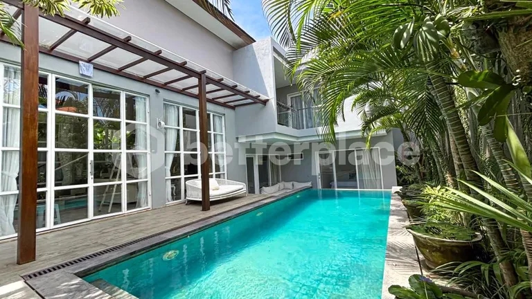 Luxury Leasehold 4-Bed Villa in Umalas – A Contemporary Tropical Masterpiece Offering Serenity, Comfort, and Strong Rental Appeal in Bali