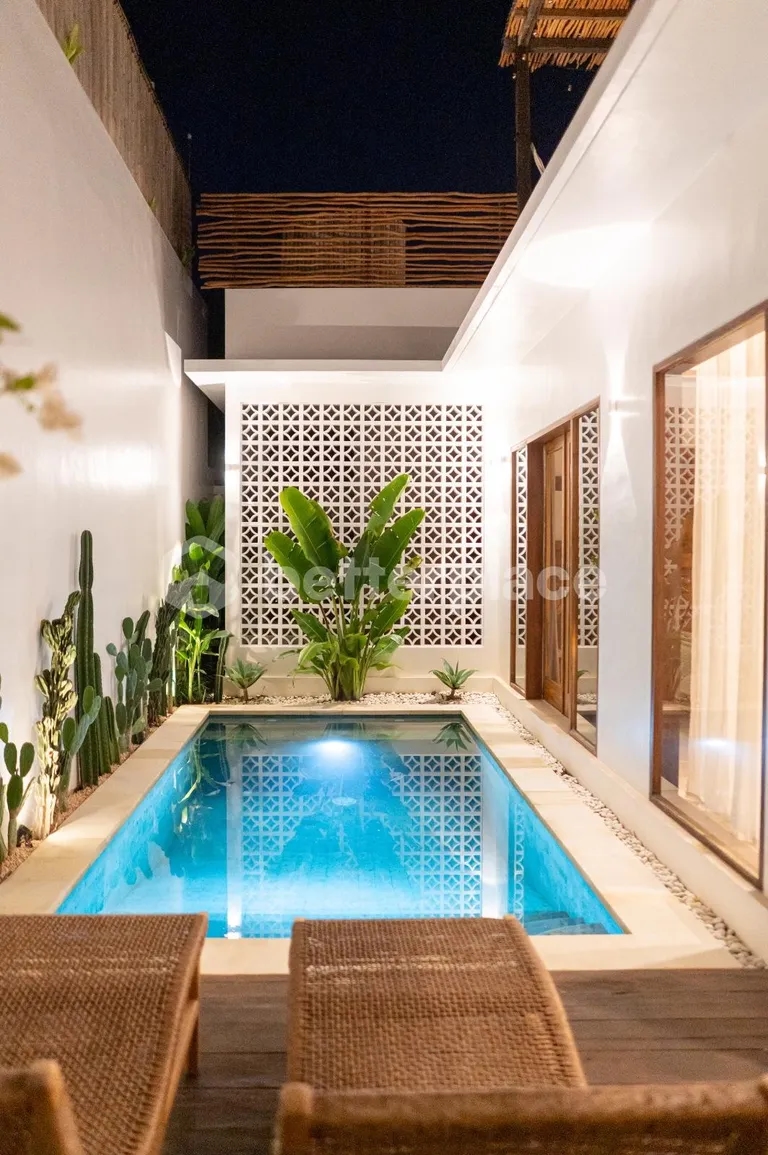 Stylish 1 Bedroom Villa with Rooftop Terrace and Office, Just Minutes from Pererenan Beach