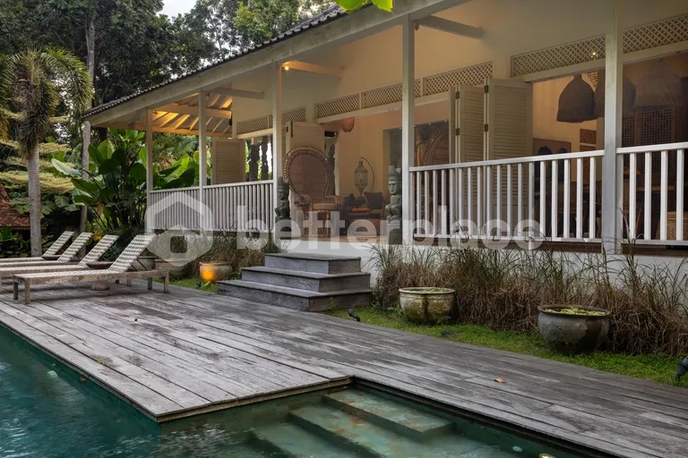 Rare 30 Are Estate with Villa in Peaceful Tumbak Bayuh, Canggu