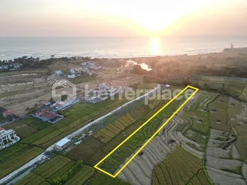 Prime 68.36 Are Pink Zone Land in Cemagi, Ideal for Development, 3 Minutes Away From the Beach