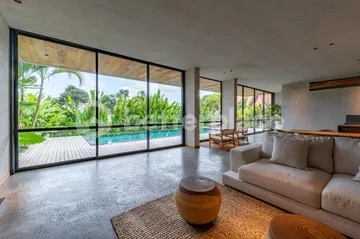 Your Luxury Escape Awaits: Beautifully Designed Leasehold 3-Bed Villa in Canggu – Tiying Tutul