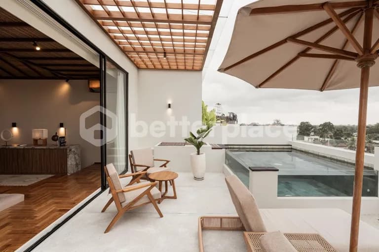 3 Bedroom Luxury Penthouse in Tumbak Bayuh with Premium Facilities
