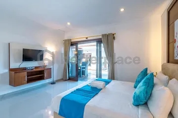 Chic Tropical Contemporary Villa in Seminyak - 2BR Yearly Rental in Prime Saraswati Area