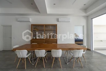 Spacious 5 Bedroom Villa in Kerobokan – Perfect for Investment or Home Living