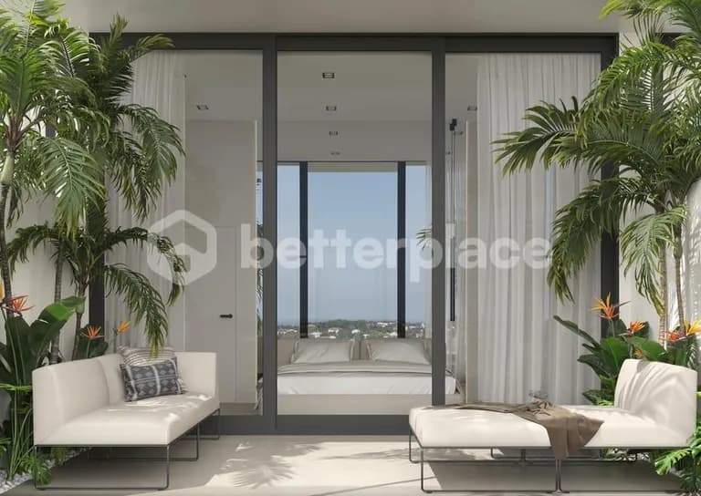 Stylish Three Bedroom Townhouse Near Berawa Beach – Ideal Investment