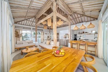 Refined Living Surrounded by Nature – A Fully Furnished Four-Bedroom Villa with Panoramic Sunset and Rice Field Views, Blending Privacy, Scenic Beauty, and Enduring Investment Appeal