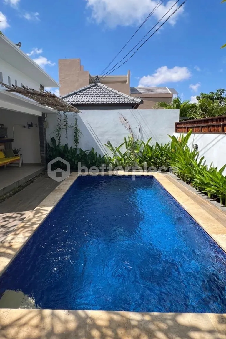 Berawa Beach Gateway: Chic Yearly Rental Villa with Investment Potential