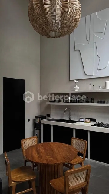 Modern Balinese Bliss, Spacious 1 Bedroom Loft Townhouse in Serene Babakan, Canggu