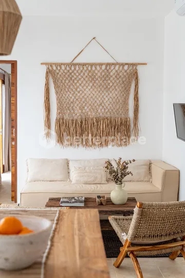 Stylish 1 Bedroom Villa with Rooftop Terrace and Office, Just Minutes from Pererenan Beach