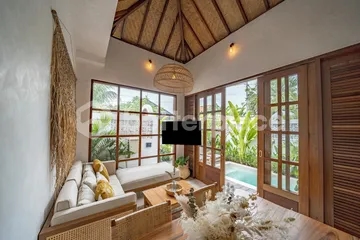 Stylish One-Bedroom Villa for Lease in Kedungu