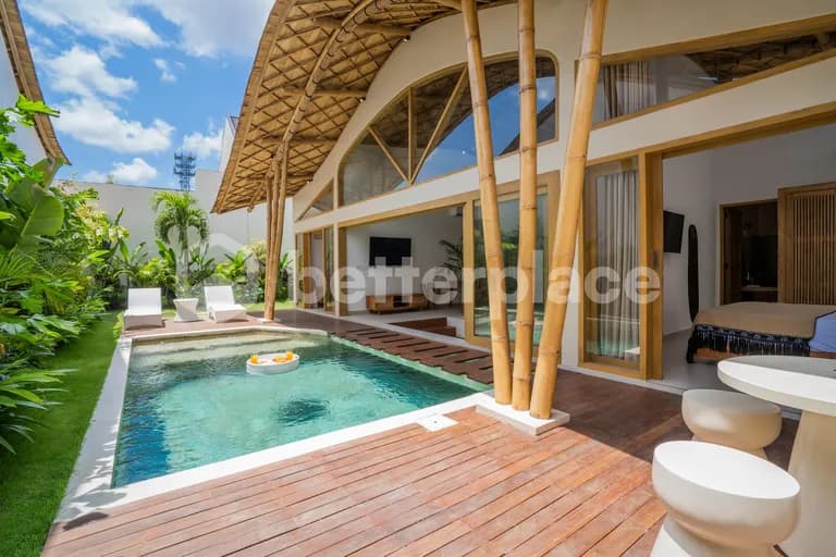 Modern 2 Bedroom Tropical Villa for Leasehold in Kerobokan – Ideal Investment Opportunity