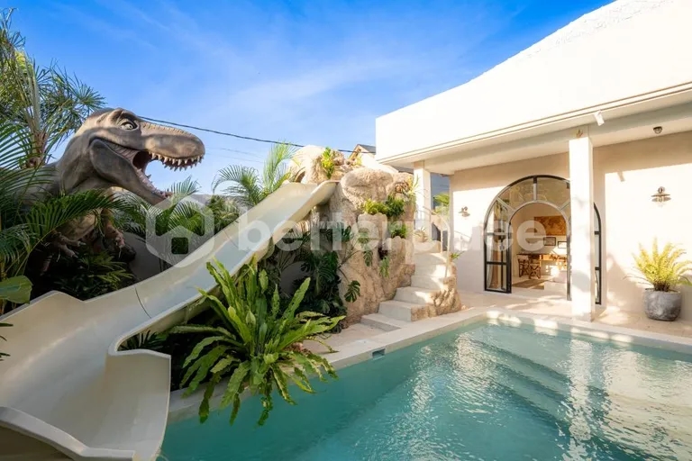 Exclusive Leasehold 3-Bed Villa Investment – Unique Dino-Themed Family Retreat with Private Pool and Garden in Trendy Canggu