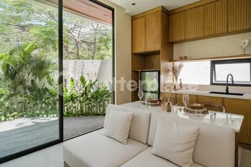 Modern: 1-Bedroom Freehold Villas at Unbeatable Price in Uluwatu