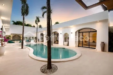 Unique Investment Opportunity, 6 Bedroom Boutique Hotel in Bingin