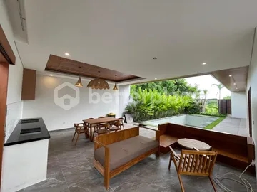 Peaceful 2BR Leasehold Villa with Harmonious Open Living Design
