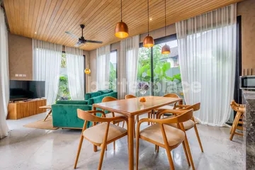 Stylish 3 Bedroom Villa with Private Pool in Batu Bolong, 9 Minutes to the Beach