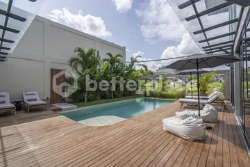 Discover a Haven of Tranquility: 4 Bedrooms Villa with Pool and Ricefield View in Berawa, Canggu – Short Walk to Berawa Beach