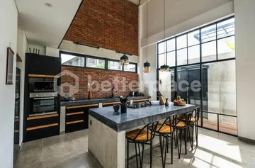 Luxurious and Spacious Villa 3 Bedrooms in Batu Bolong, Canggu: A Daring Yearly Villa