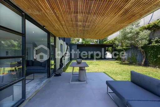 Brand New 5 Bedroom Villa in Padonan, A Great Investment Opportunity