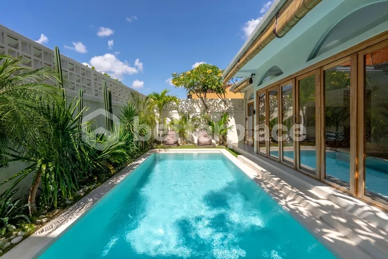 Bright 2 Bedroom Villa with Pool for Yearly Rental in Umalas