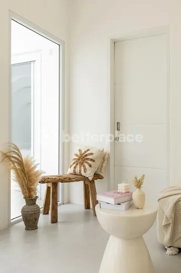 Stunning 1-Bedroom Villa with Rooftop Rice Field Views in Pererenan